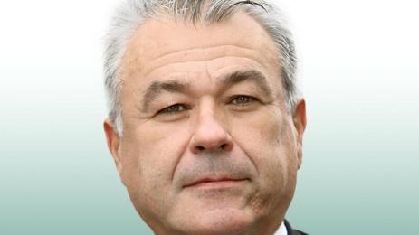 Бисер Манолов