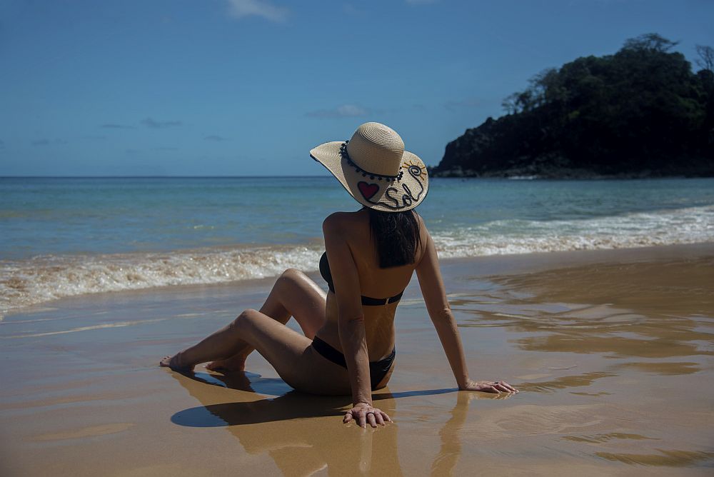 Бразилия: Baía do Sancho - Fernando de Noronha