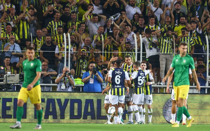 Фенербахче с нова разгромна победа в Лига на конференциите