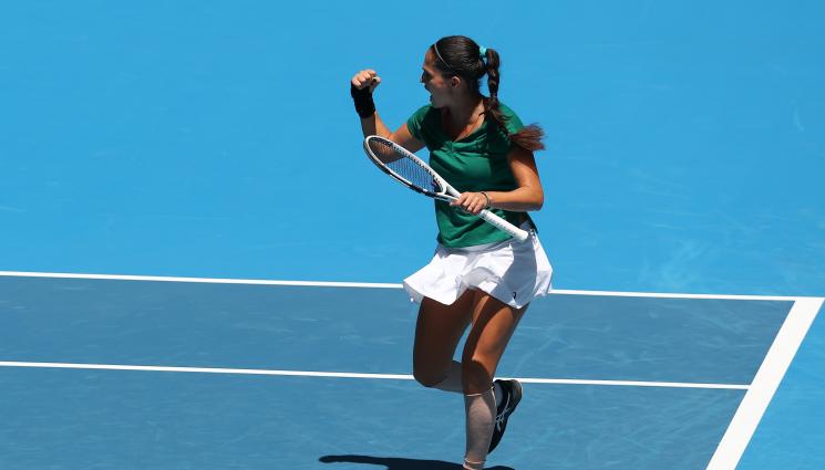 Изабелла Шиникова - Шиникова се класира за четвъртфиналите на двойки на турнир по тенис в Египет