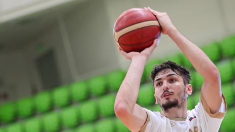 Борислав Младенов