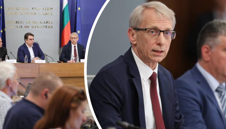 Николай Денков - ИЗРЕВА: Денков се оплака, че гаси пожари след служебното правителство