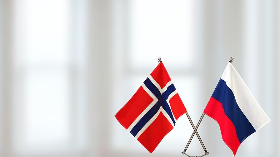Норвегия Русия знамена