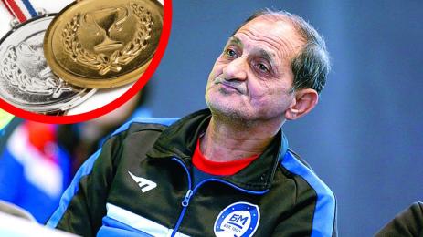 Ивайло Маринов