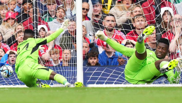 Онана Ланс Манчестър Юнайтед - Нов удар по Ман Юнайтед, вратарят Онана се контузи