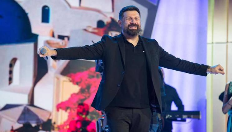 Тони Стораро - ЧЕТВЪРТ ВЕК НА СЦЕНА: Стораро се точи за Арената!