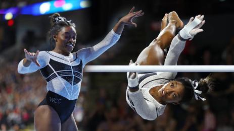 Симон Байлс