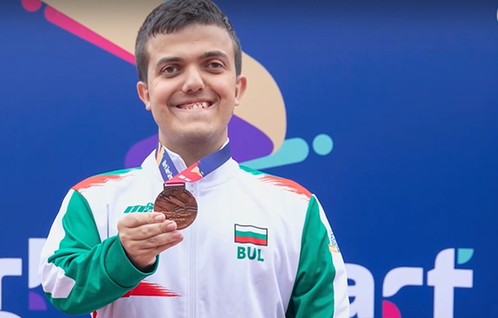 Българинът Григор Станчев донесе на България бронзов медал по плуване