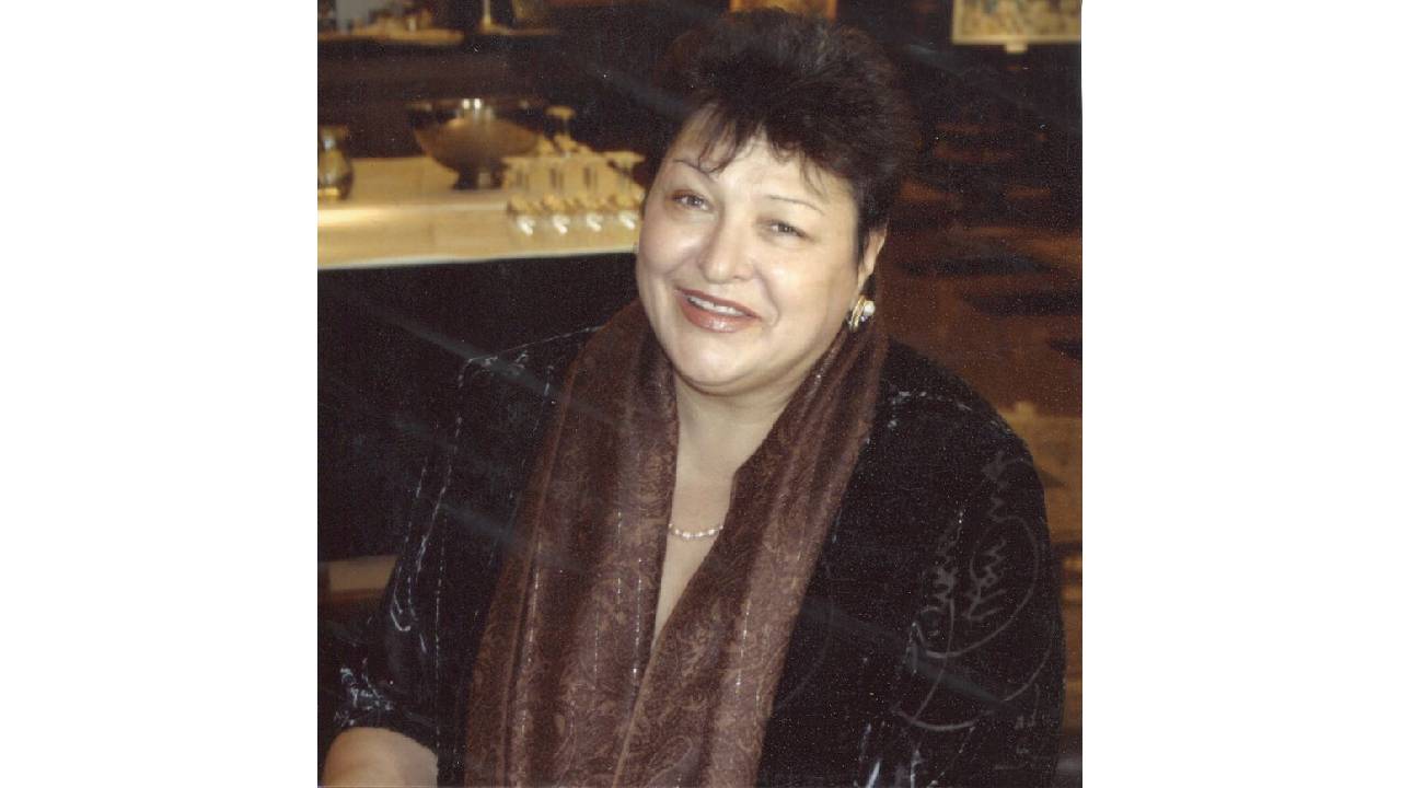 Искра Банкова