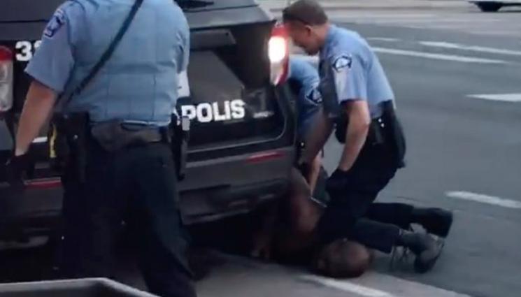 Флойд - ЗАРАДИ УБИЙСТВОТО НА ДЖОРДЖ ФЛОЙД: Едно от ченгетата отива в затвора за 5 години