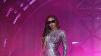 Beyoncé плати 100 000 долара на метрото във Вашингтон