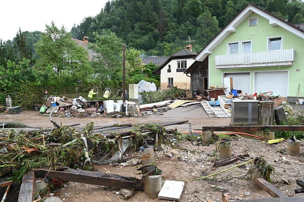 Катастрофалните наводнения, причинени от силната буря, която връхлетя Словения през