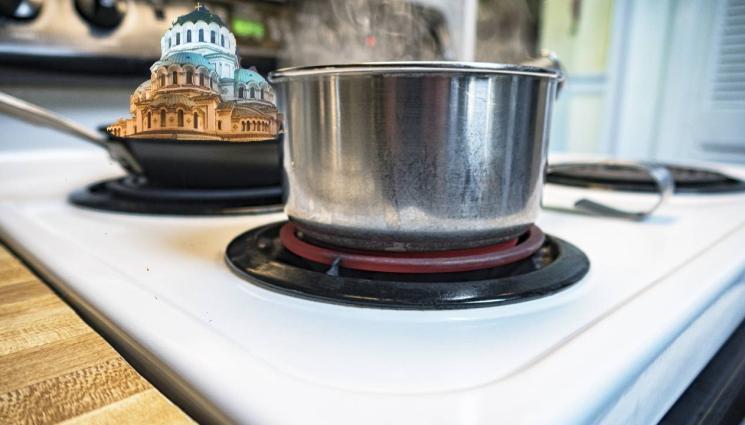 Александър Невски жега котлон печка - Инженер-екологът Лидия Витанова пред 