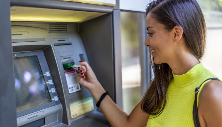 банкомат - АЛО, АЛО: Банкоматът започва да ни говори