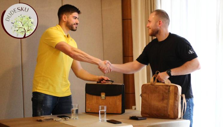 eCA Awards 2023 - Какво е коркова мода и кой онлайн магазин я предлага в България?