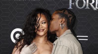 Rihanna показа новороденото си бебе