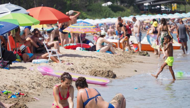 туризъм - Министърът на туризма Зарица Динкова пред 