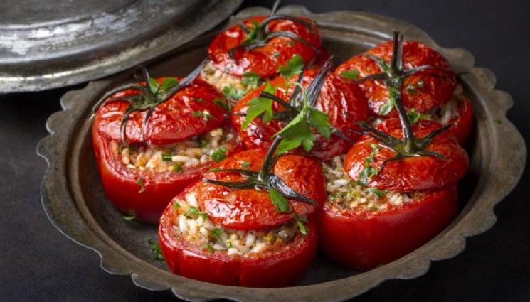 рецепти - Апетитни пълнени домати по пет различни начина