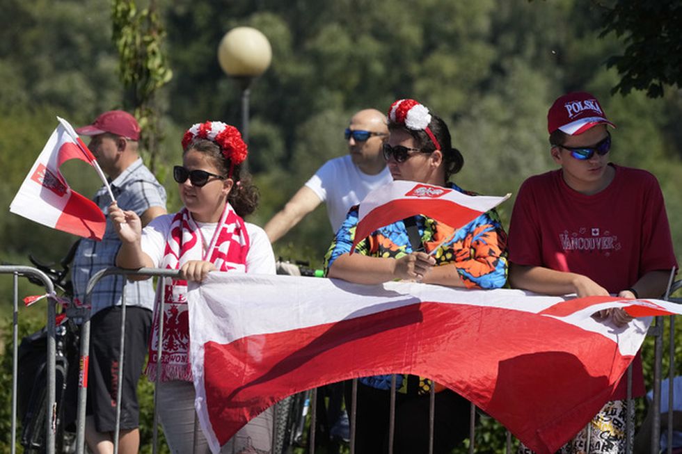 Полша организира днес военен парад, за да покаже най-модерните си