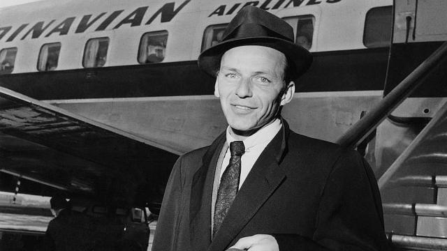 Разходка из луксозните имения на Франк Синатра