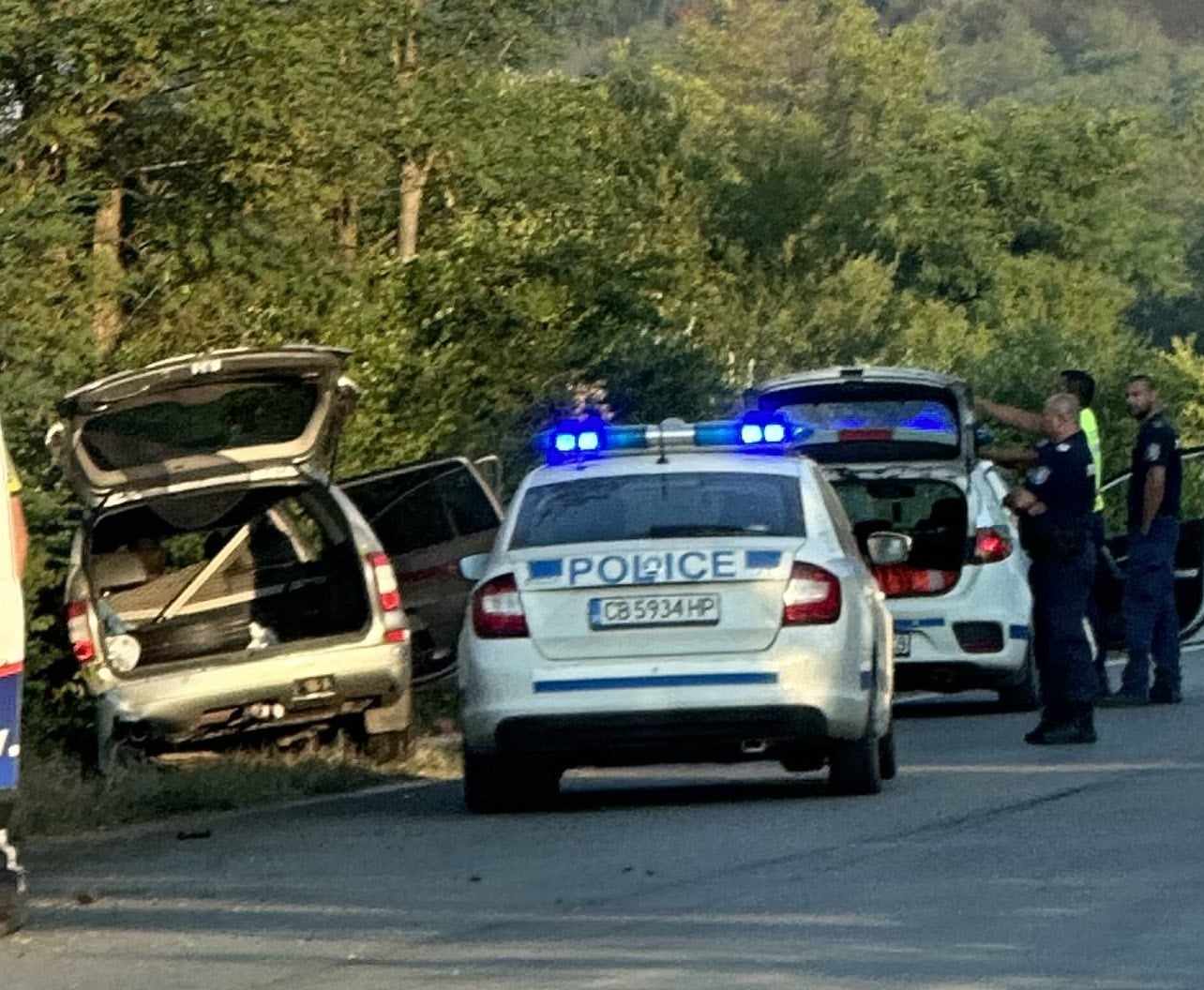 кола
