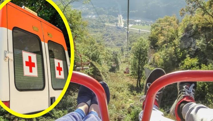 лифт - КОШМАР: Деца увиснаха във въздуха на лифт (ВИДЕО)