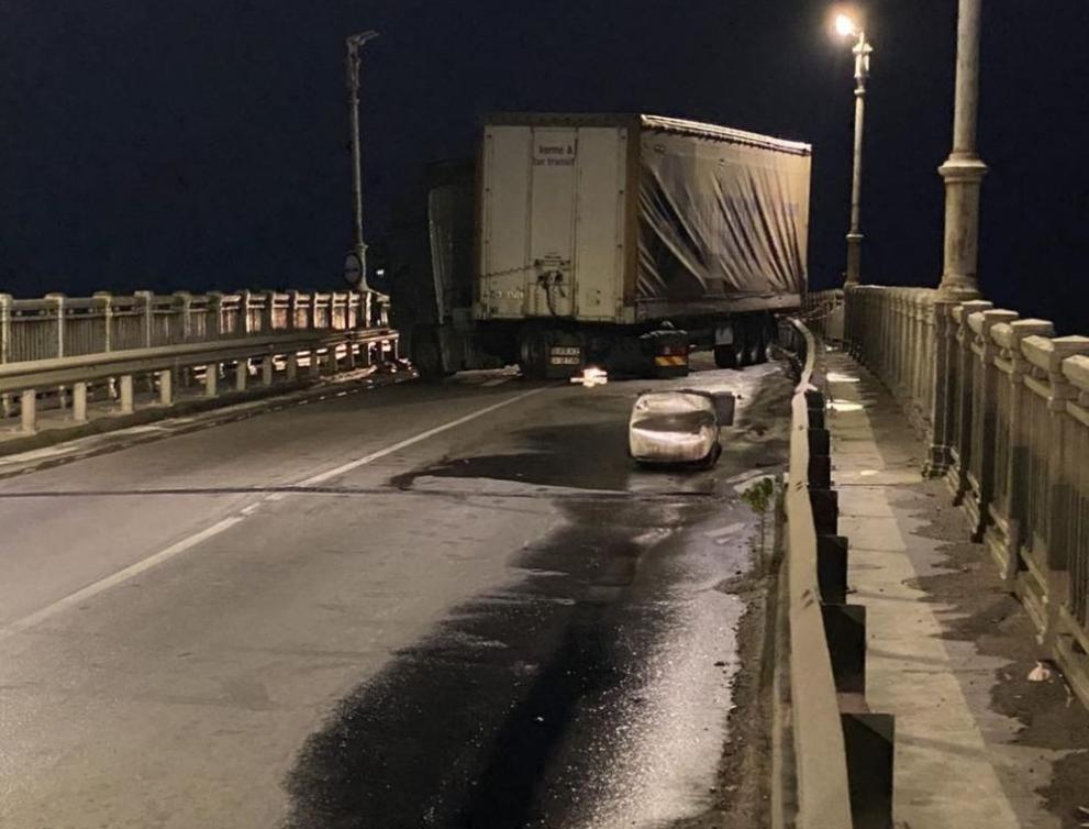 Възстановено е движението по Дунав мост при Русе, съобщиха от