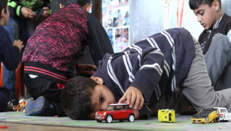 деца бежанци - СЛЕД ПРОТЕСТИТЕ: Няма да има център за деца бежанци!