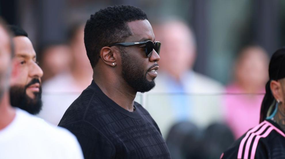 След 17 години: Рапарът Puff Daddy издава албум 