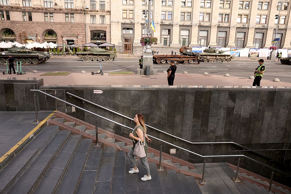Украйна показа разрушени руски танкове
