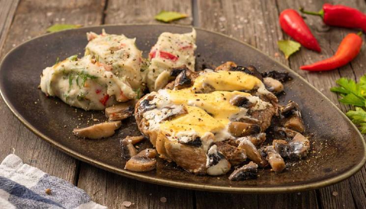 рецепти - Гответе с matekitchen.com: Свински пържоли – вечната класика