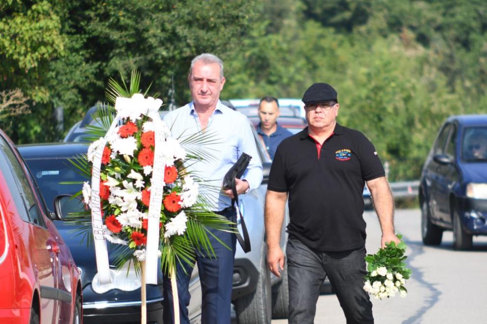  Алексей Петров поклонение 