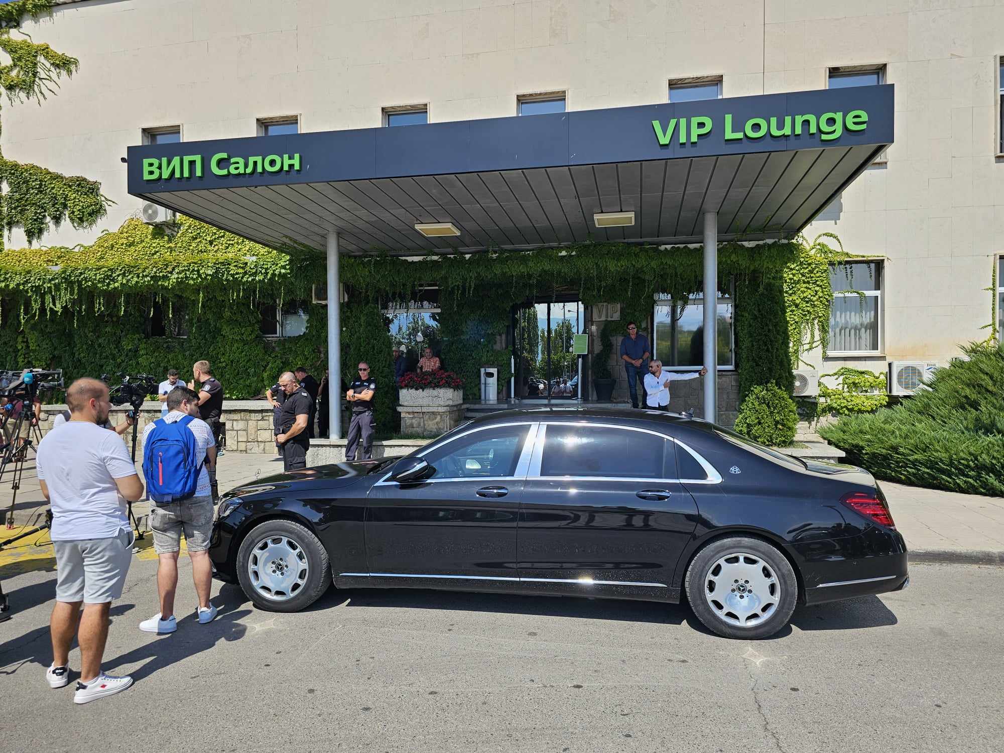 Божков летище