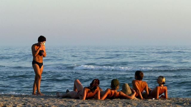 Носталгия по миналото: Как изглеждаше Черноморието в „Оркестър без име“ (СНИМКИ) 