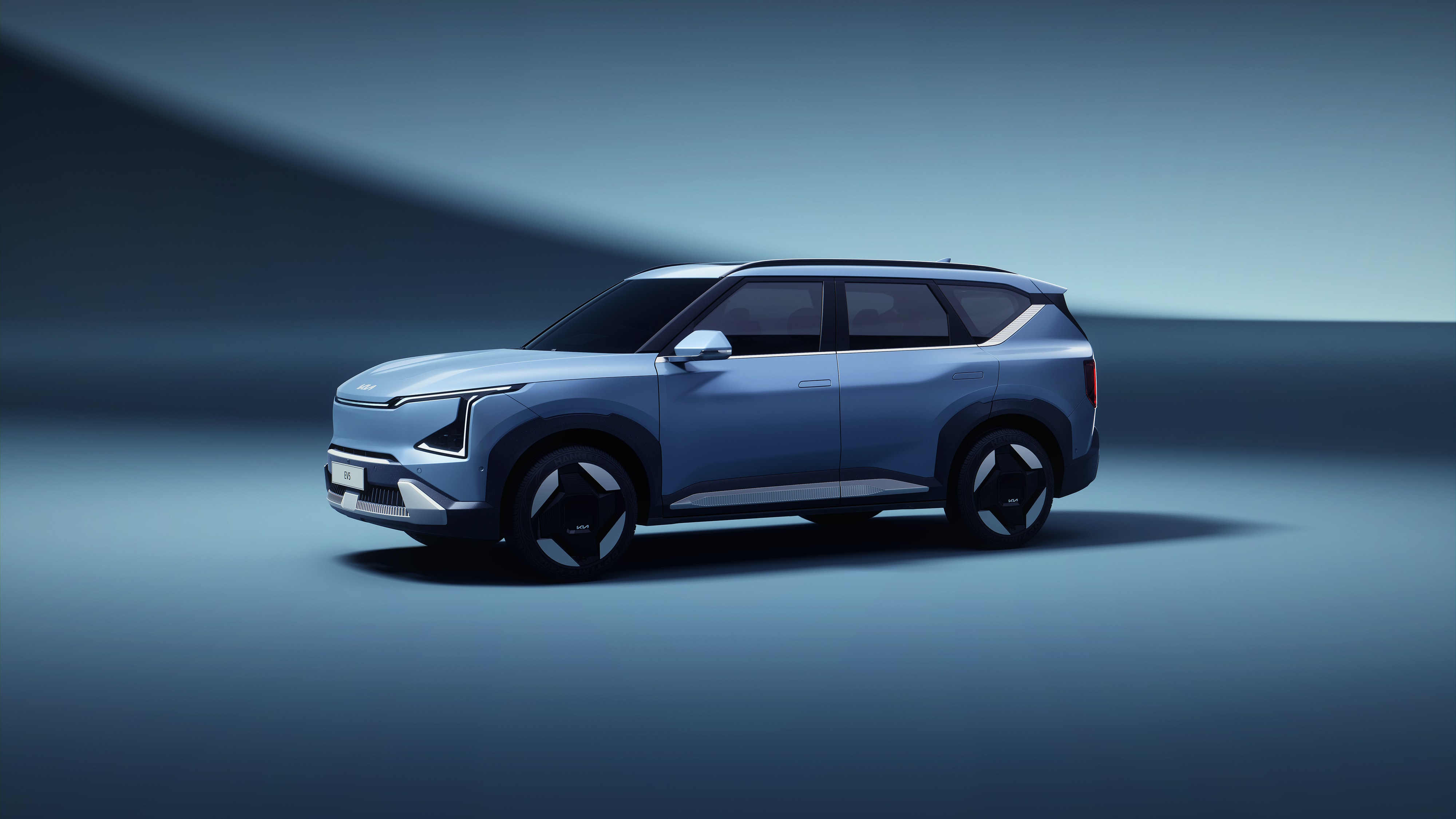 Kia EV5: новият дързък електрически SUV, който чакаме през 2024 г.