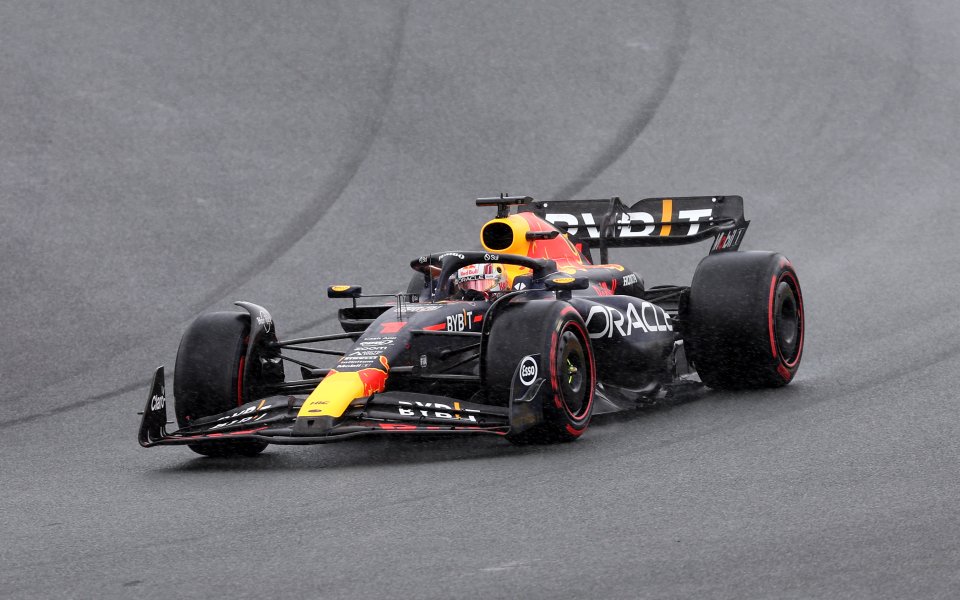 След едномесечната лятна пауза сезон 2023 във Формула 1 се