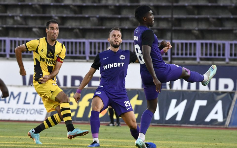 Ботев Пловдив гостува на Етър в двубой от осминафиналната фаза на