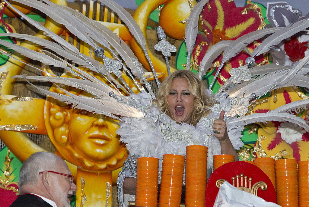 Дженифър Кулидж