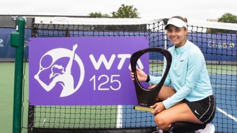 Виктория Томова