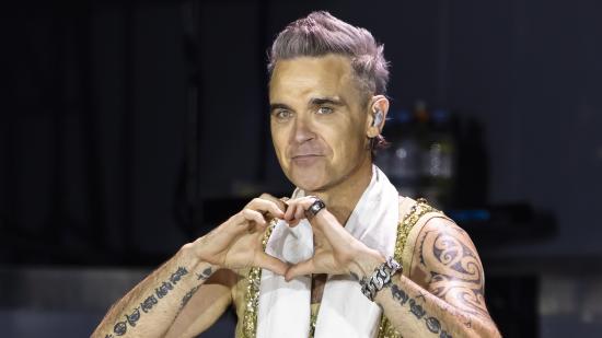 Robbie Williams си припомня живота си в документална поредица