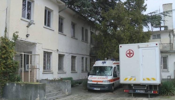белодробна болница Варна - СПЕШНА ПОМОЩ! Белодробната болница във Варна виси на косъм!