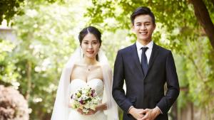 Окръг в Източен Китай предлага на младоженци награда от 1