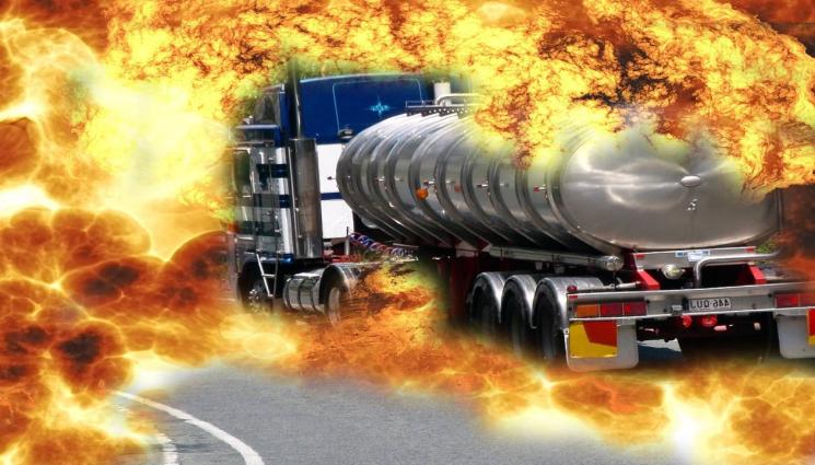 цистерна пожар - ФАТАЛЕН ИНЦИДЕНТ: 140 души загинаха при мощна експлозия на цистерна! (СНИМКИ)