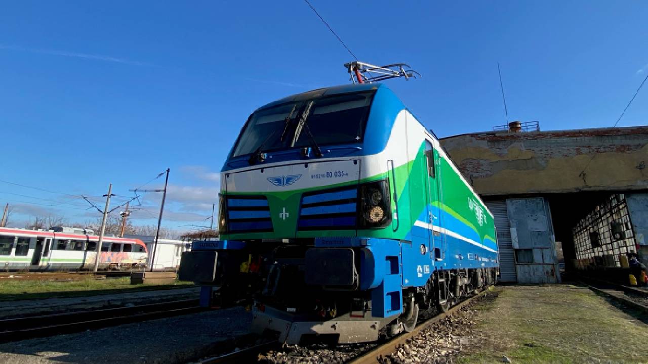 локомотив Хан Аспарух