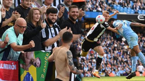 Нюкасъл Манчестър Сити