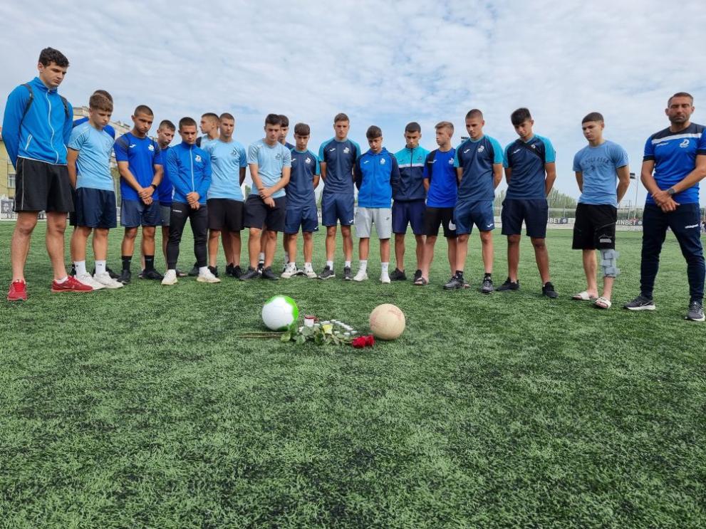 С бдение в Русе почетоха паметта на 11-годишния Венцеслав Георгиев,