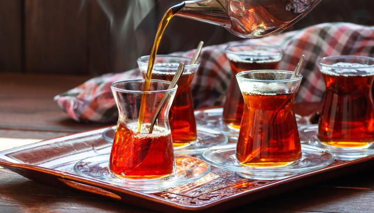 златно време - ЗЛАТНО ВРЕМЕ: В кухнята на „Наследство“: В полицията се наливат с чай