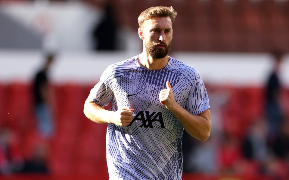 Бранителят Нат Филипс подписа договор за наем за четири месеца