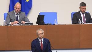 Премиерът Николай Денков обяви от парламентарната трибуна че Нидерландия очаква