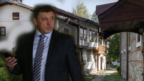 Алексей Петров